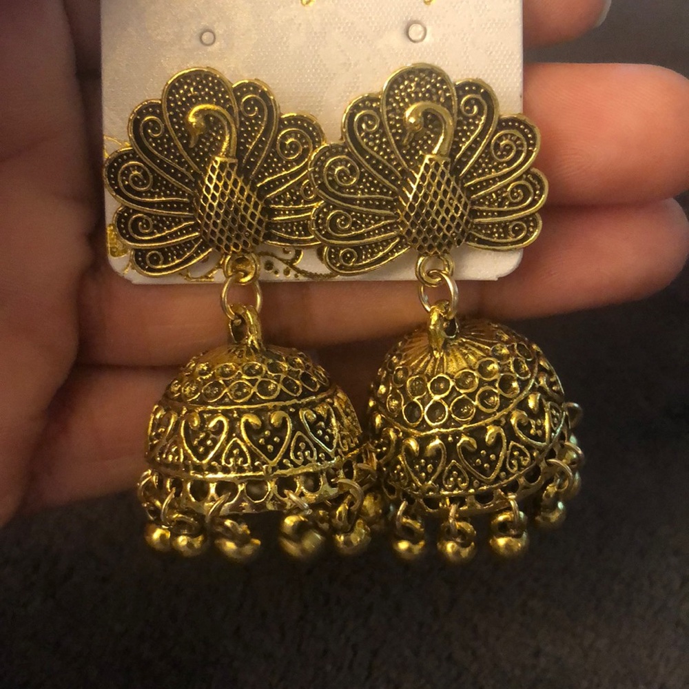 Earring